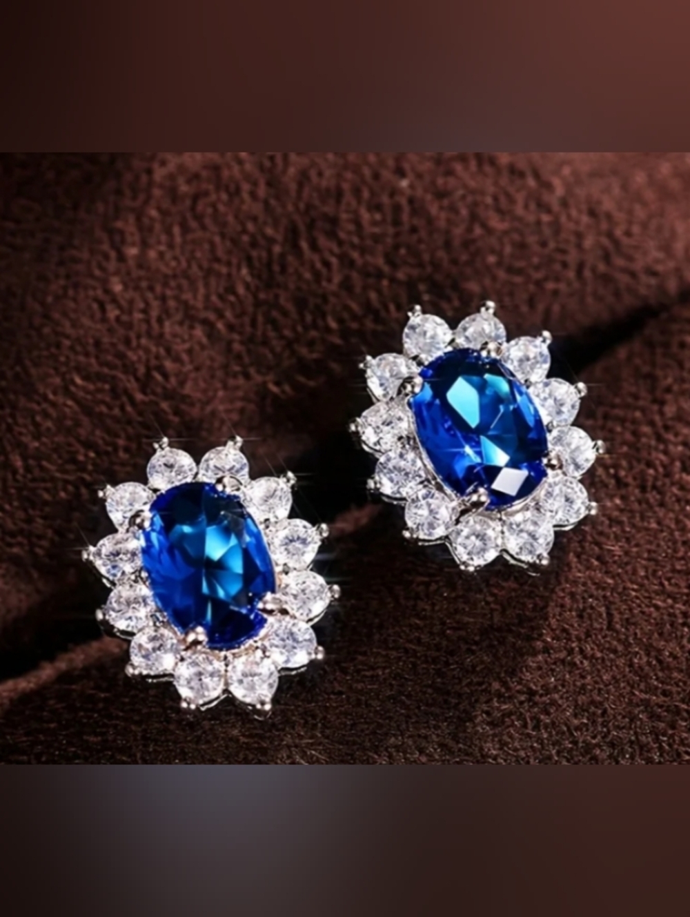 ❤️K $10 Each Or Bundle 4/$20 Blue Oval Crystal Halo Stud Earrings